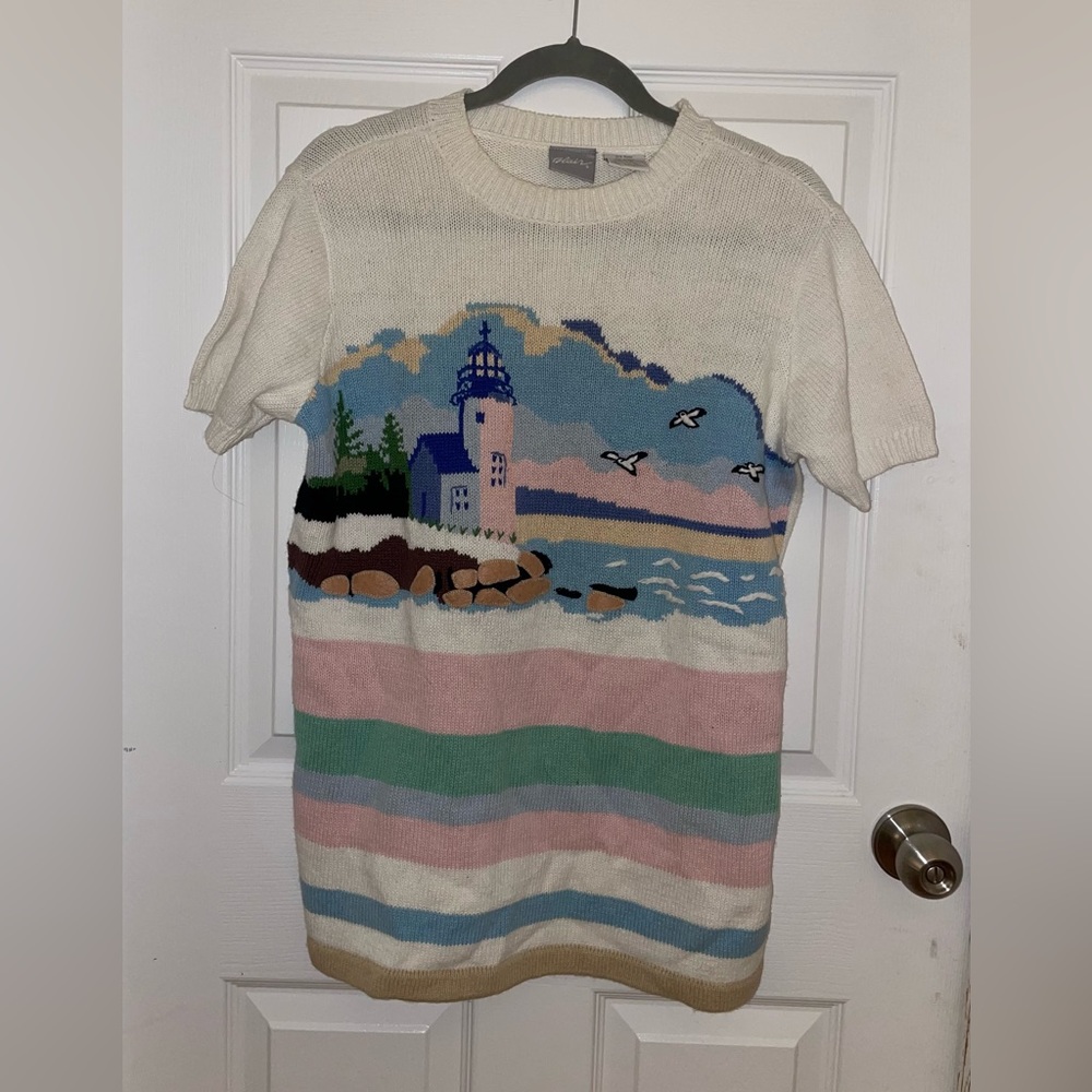 Vintage Knit Short Sleeve Sweater with Lighthouse Scene